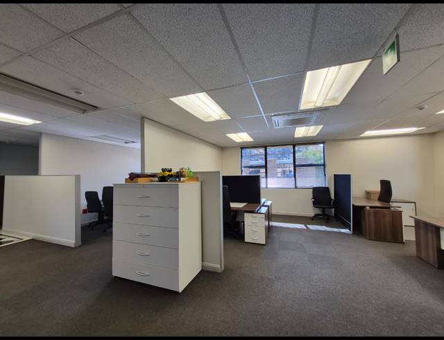 282M² OFFICE TO LET IN ROSEBANK
